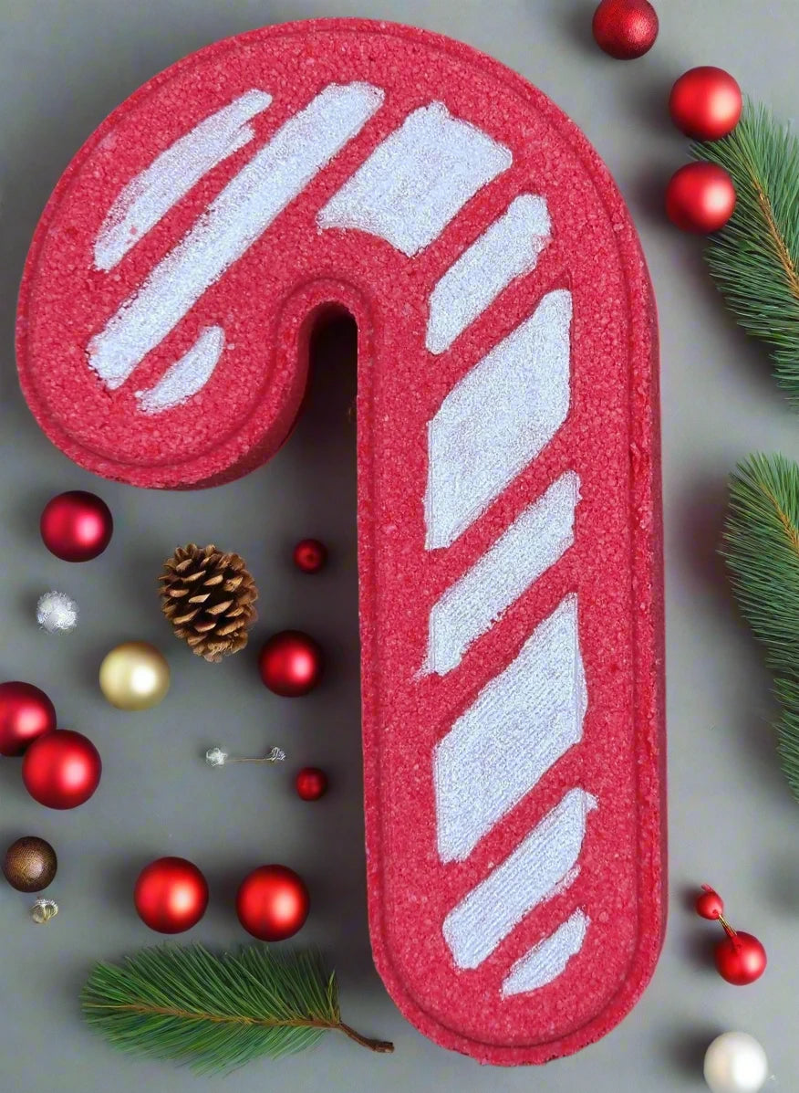 Fizz Bizz - Candy Cane Bath Bombs: Regular