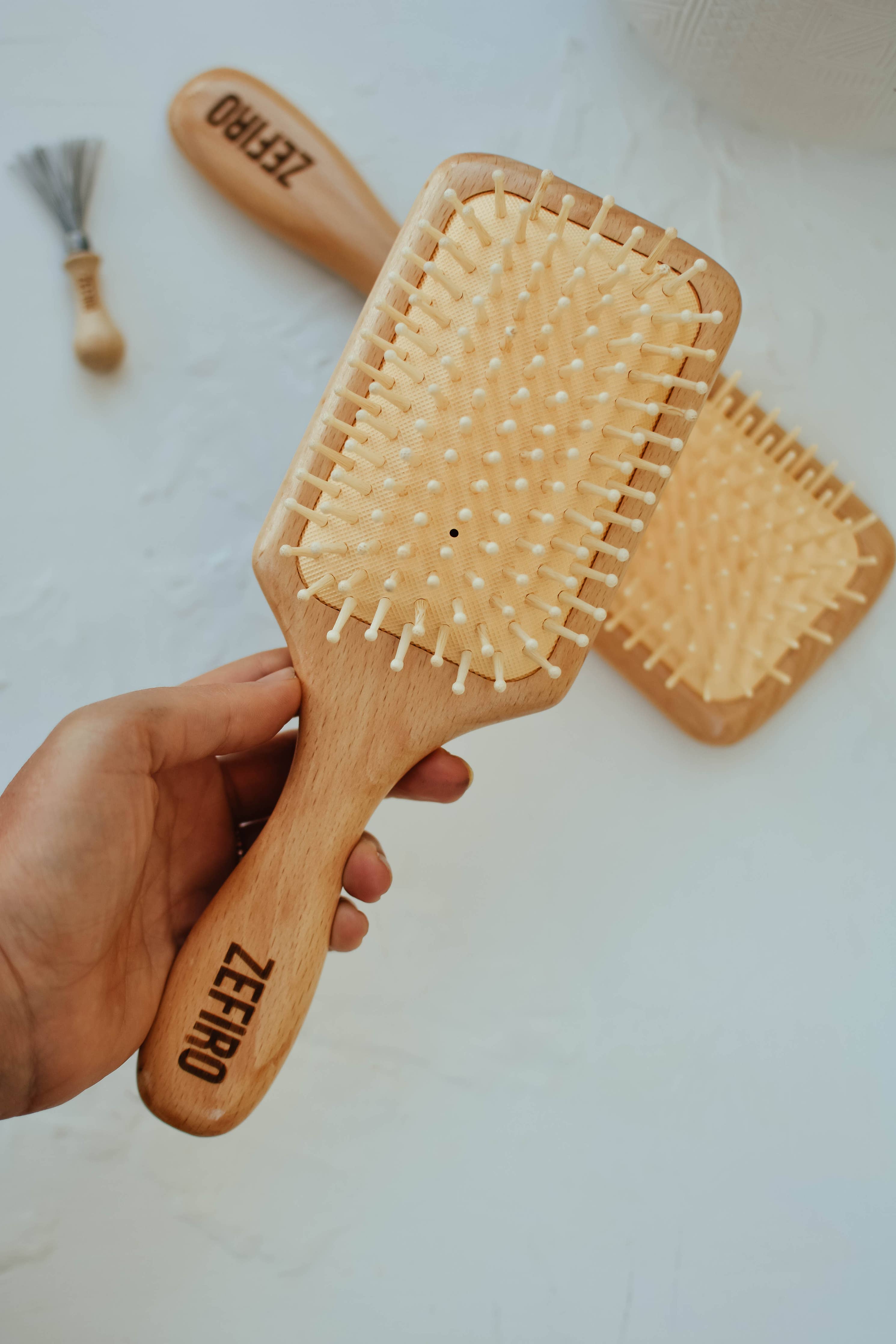 Bamboo ball tip pin hairbrush