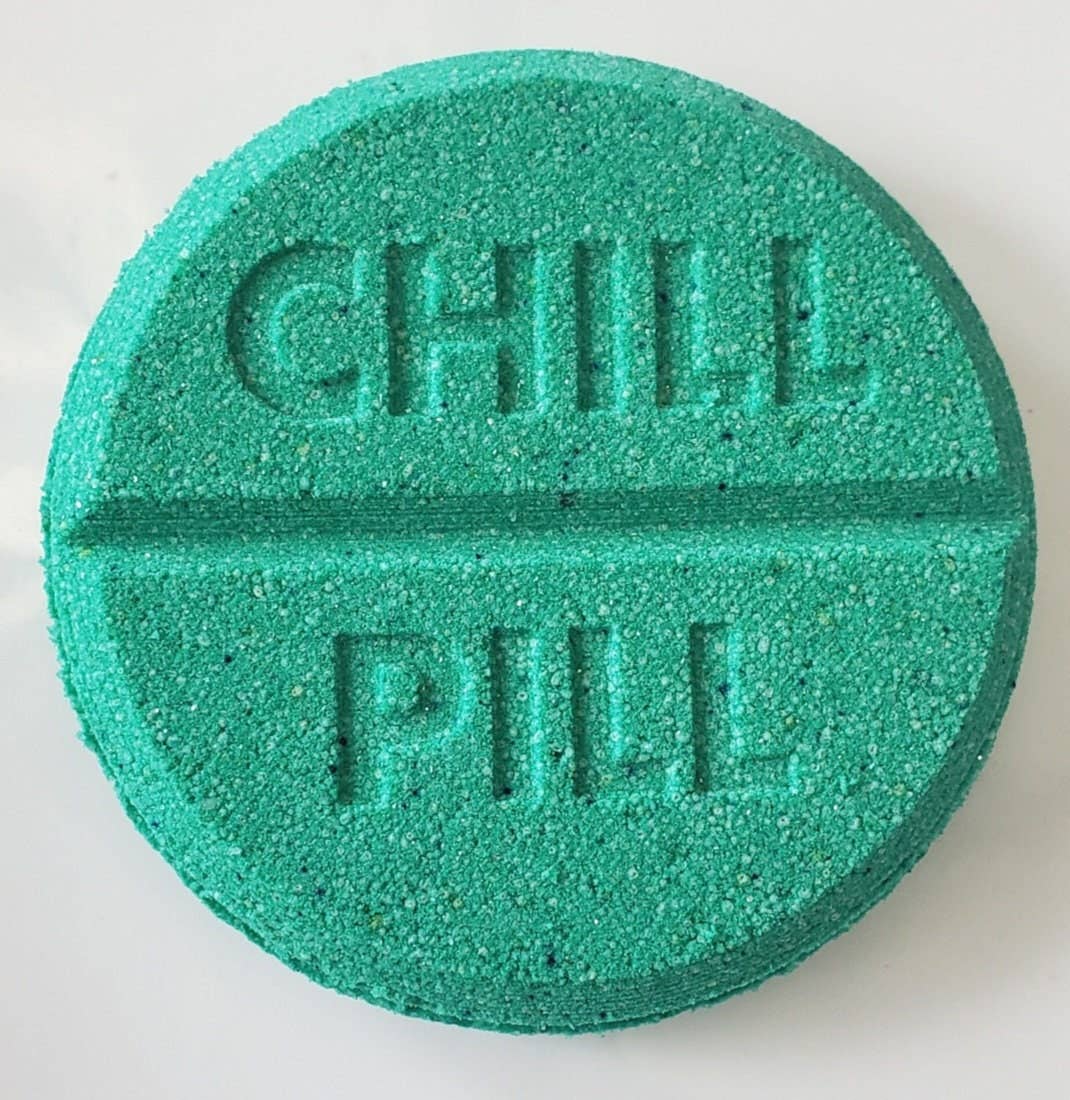 Fizz Bizz - Chill Pill, Eucalyptus, Peppermint, Relax, Bath Bomb