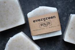 Jabones Sólidos - Jabón Vegano Evergreen